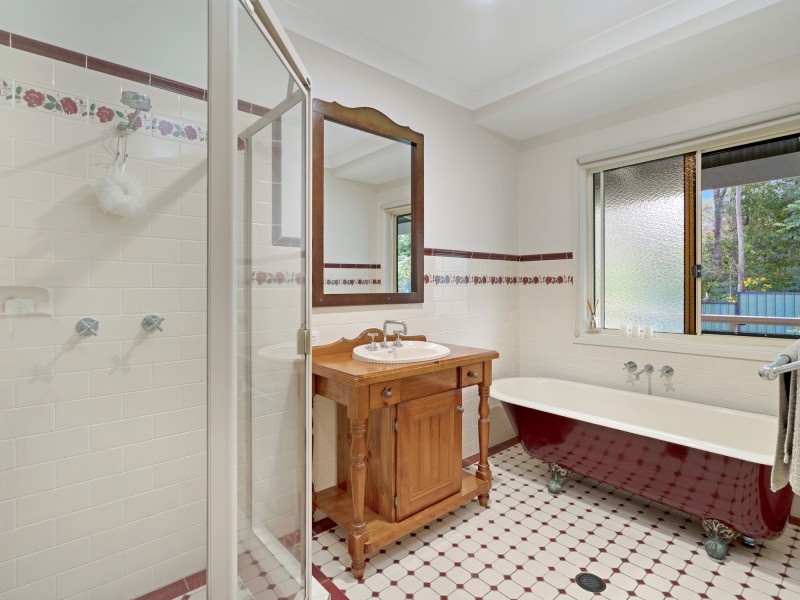 8 Otiose Court, Tallai QLD 4213
