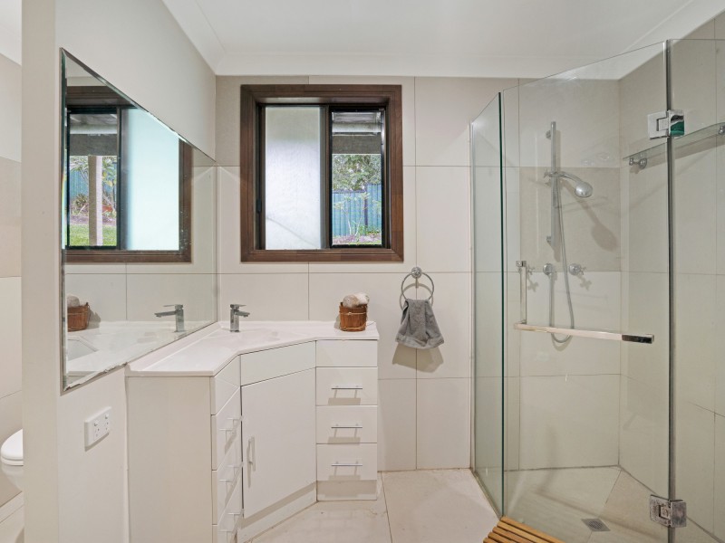 8 Otiose Court, Tallai QLD 4213