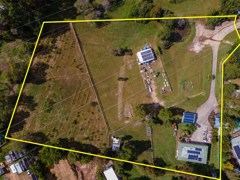 8 Otiose Court, Tallai QLD 4213