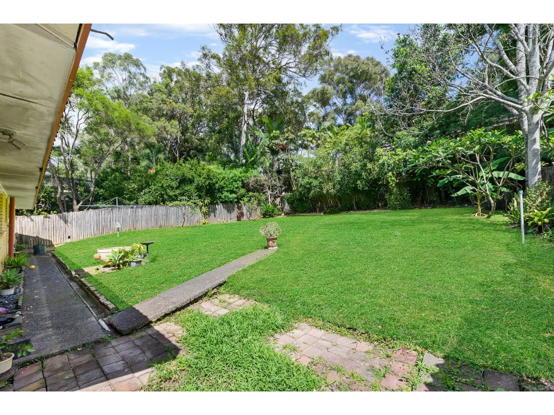 17 Regency Place, Mudgeeraba QLD 4213