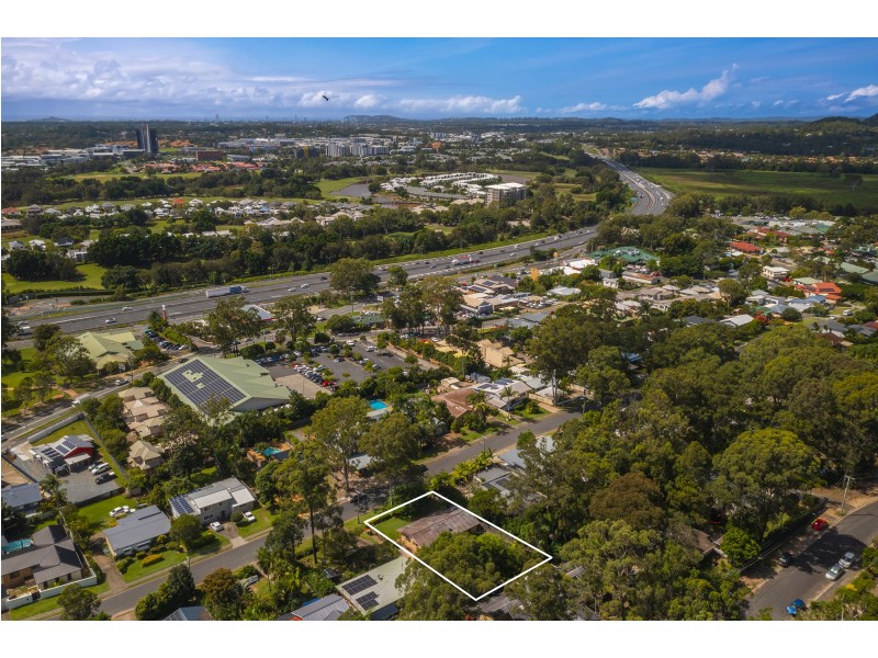 17 Regency Place, Mudgeeraba QLD 4213