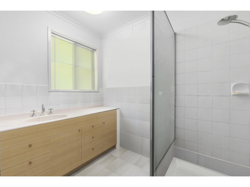 17 Regency Place, Mudgeeraba QLD 4213