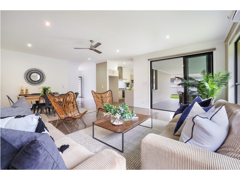 13 Glenwood Green Court, Mudgeeraba QLD 4213