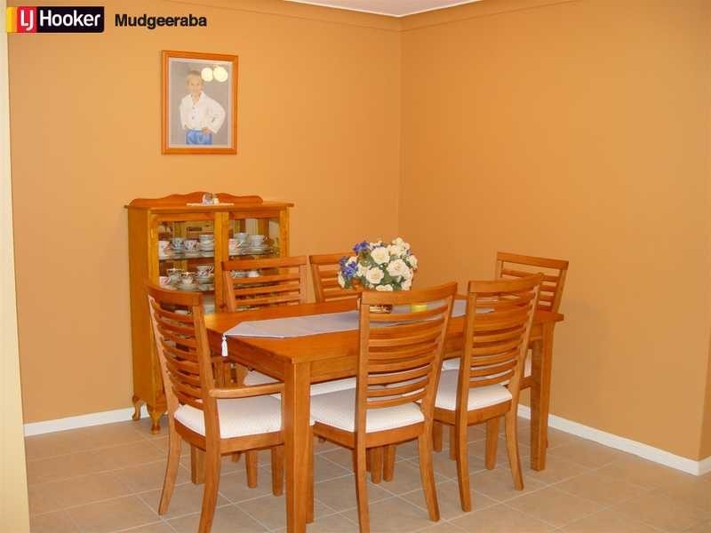 13 Exmoor Street, Mudgeeraba QLD 4213