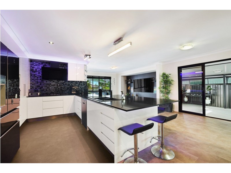 55 Ellis Drive, Mudgeeraba QLD 4213