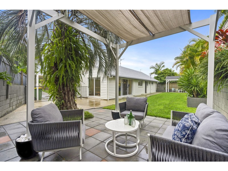 10 Cutana Court, Ashmore QLD 4214