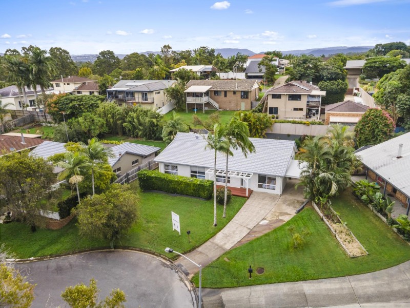 10 Cutana Court, Ashmore QLD 4214