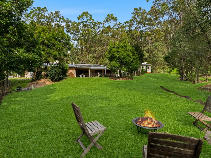 10 Nature Valley Court, Tallai QLD 4213