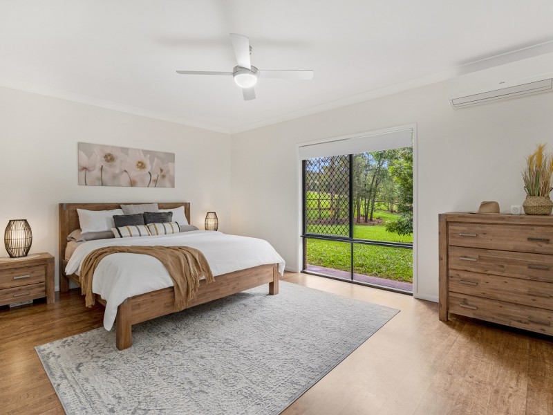 10 Nature Valley Court, Tallai QLD 4213