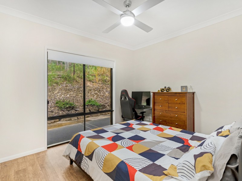 10 Nature Valley Court, Tallai QLD 4213