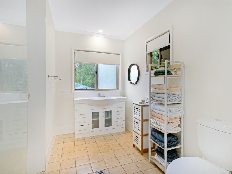 10 Nature Valley Court, Tallai QLD 4213