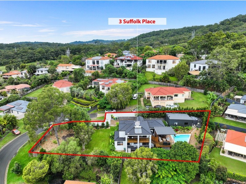3 Suffolk Place, Mudgeeraba QLD 4213