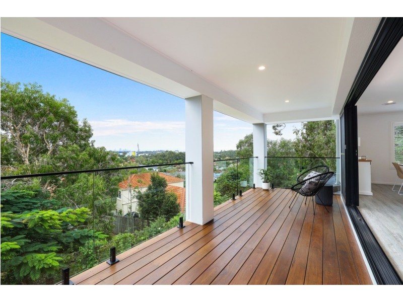 3 Suffolk Place, Mudgeeraba QLD 4213