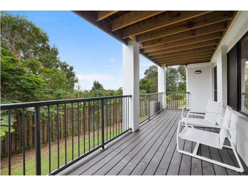 3 Suffolk Place, Mudgeeraba QLD 4213
