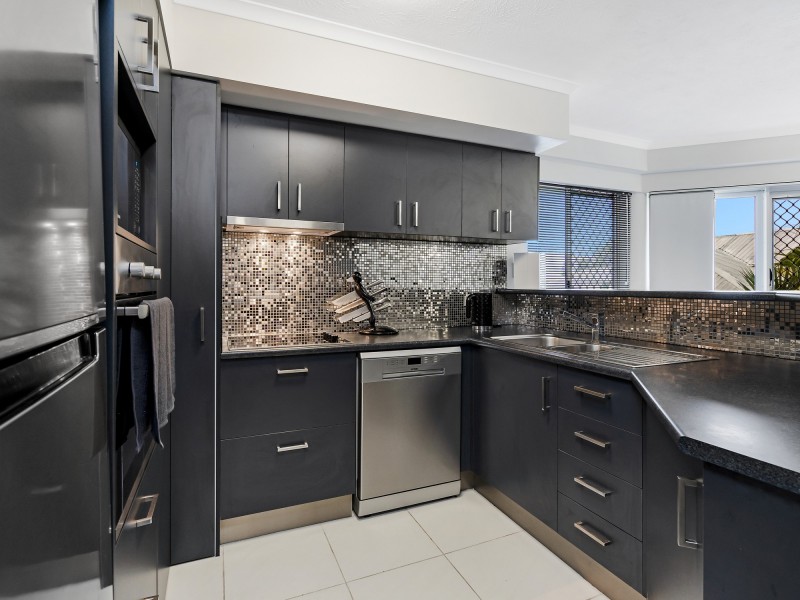 62/16 Crescent Avenue, Mermaid Beach QLD 4218