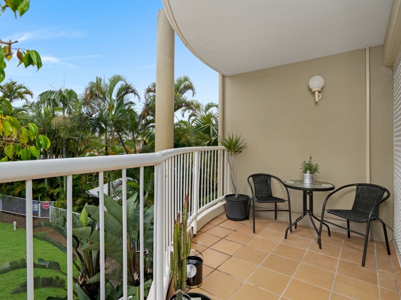 62/16 Crescent Avenue, Mermaid Beach QLD 4218
