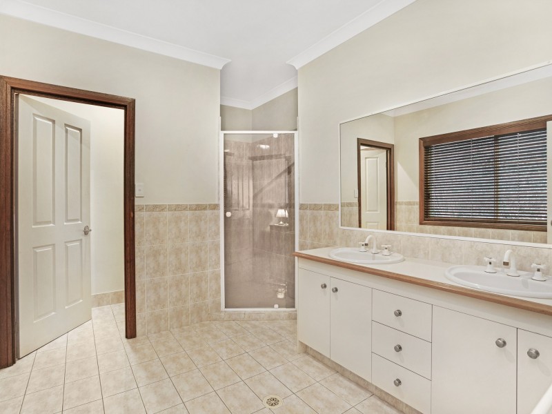 15 Handel Avenue, Worongary QLD 4213