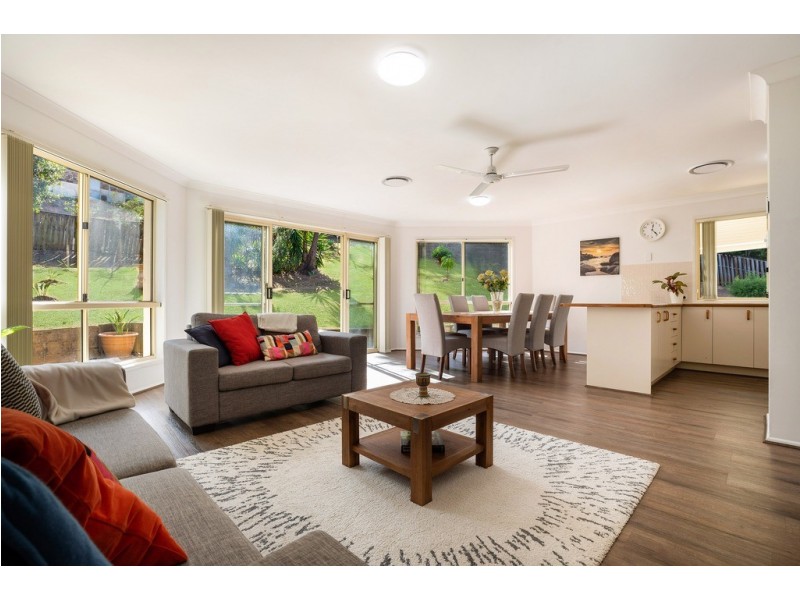 15 Hertford Crescent, Mudgeeraba QLD 4213