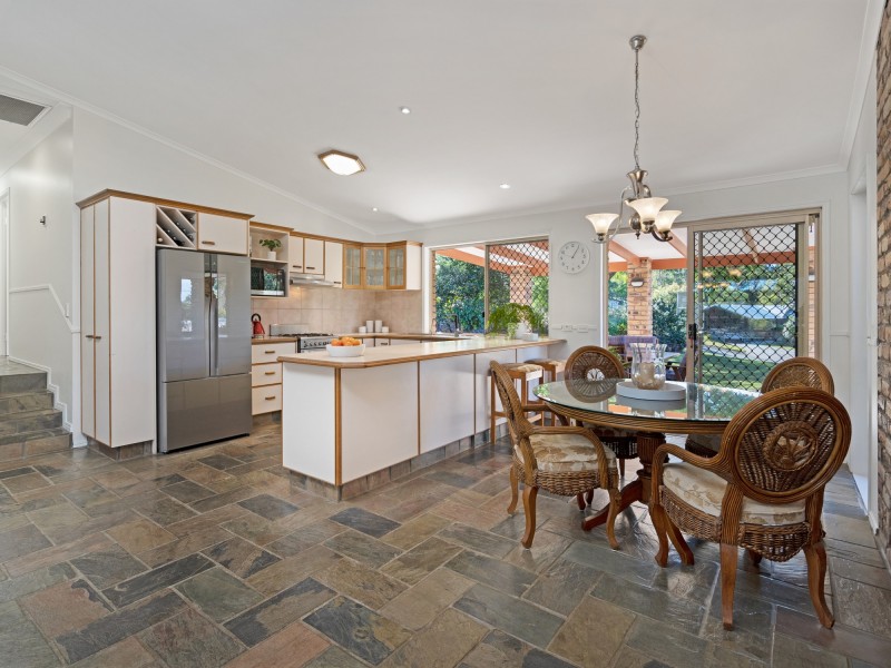 40 Thredbo Drive, Worongary QLD 4213