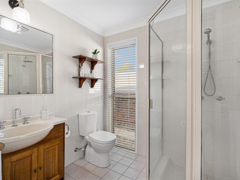 40 Thredbo Drive, Worongary QLD 4213