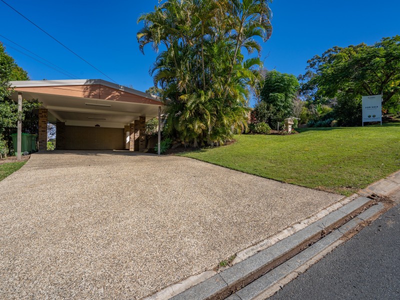 40 Thredbo Drive, Worongary QLD 4213