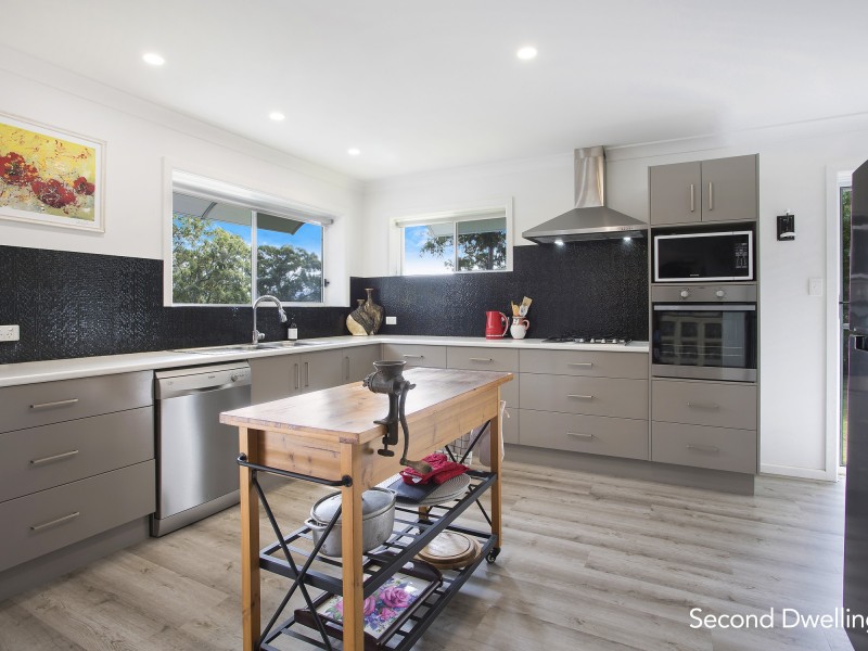 46 Tourmaline Court, Bonogin QLD 4213