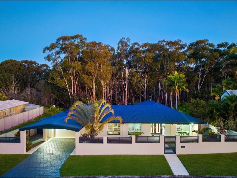 31 Clubhouse Drive, Arundel QLD 4214