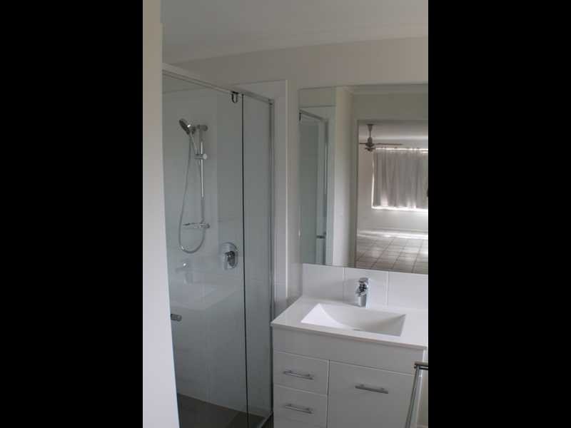 6 Scullin Street, Mudgeeraba QLD 4213