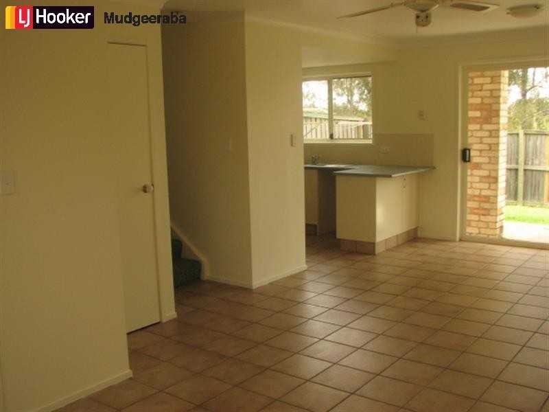 10/3 Red Ash Court, Merrimac QLD 4226