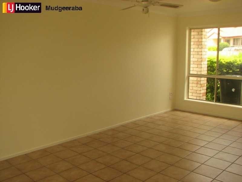 10/3 Red Ash Court, Merrimac QLD 4226