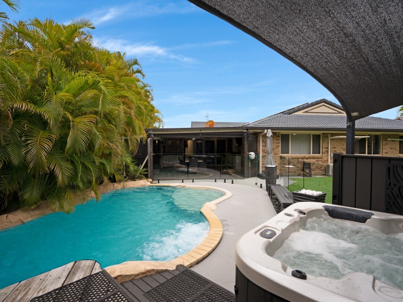 9 Bundgee Court, Mudgeeraba QLD 4213