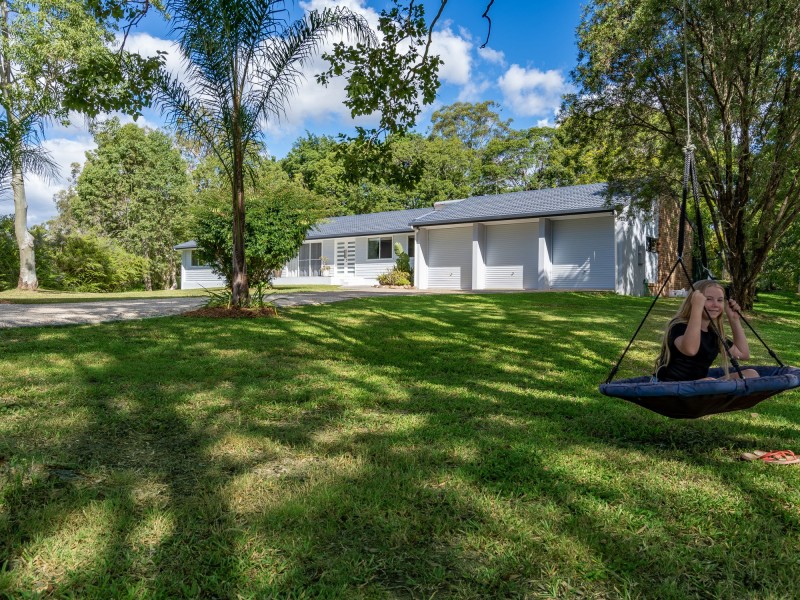 30 Viscount Drive, Tallai QLD 4213