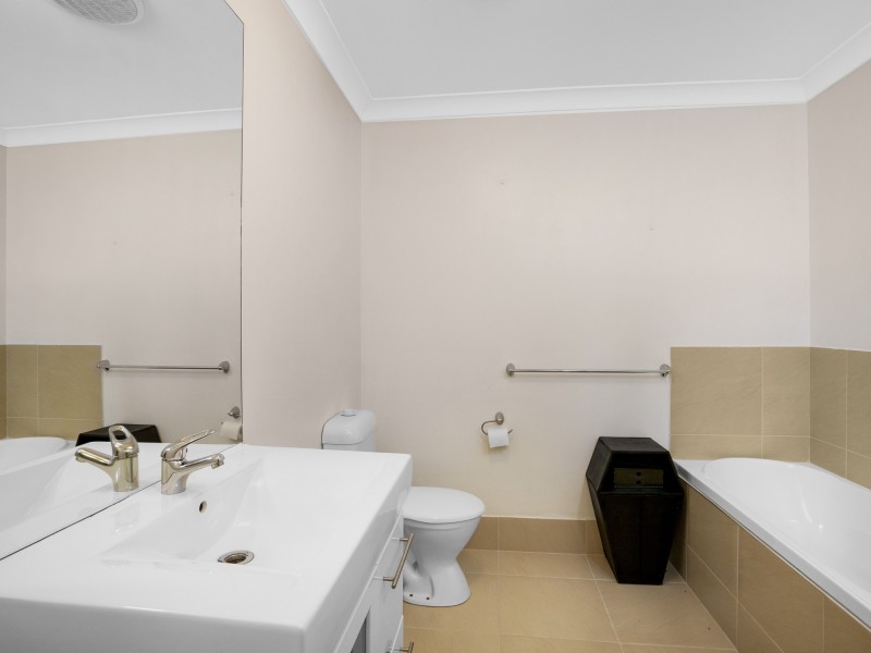 1/14 Jacob Court, Upper Coomera QLD 4209