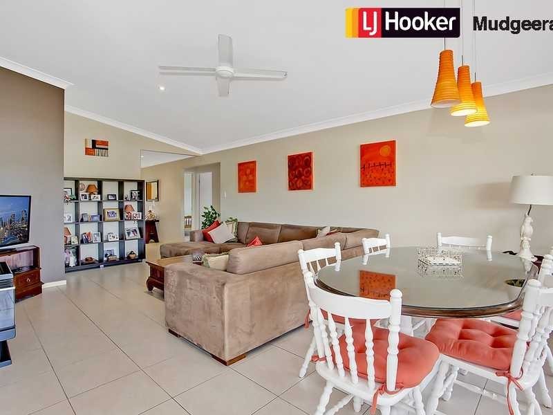 12 McLachlan Avenue, Mudgeeraba QLD 4213