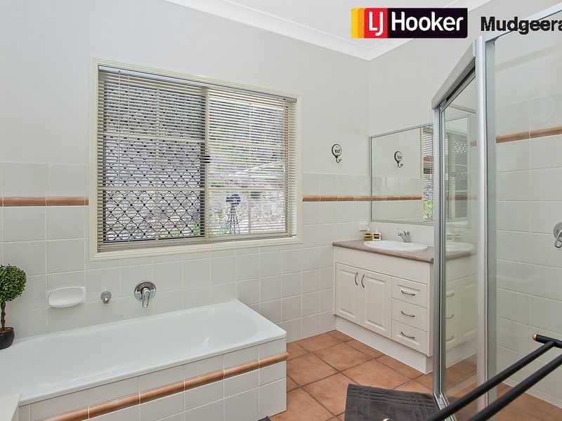 26 Lomatia Court, Bonogin QLD 4213