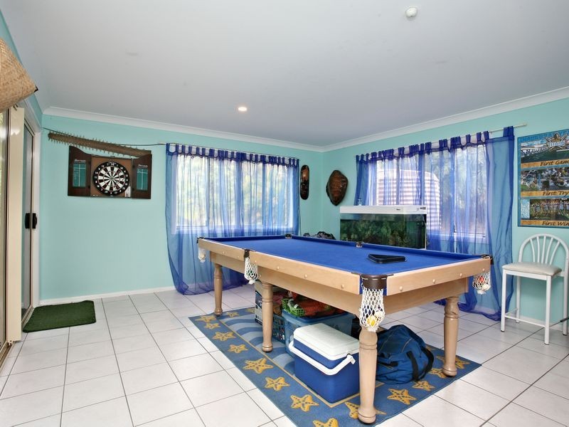 155 Gardenia Drive, Bonogin QLD 4213