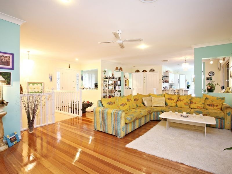 155 Gardenia Drive, Bonogin QLD 4213