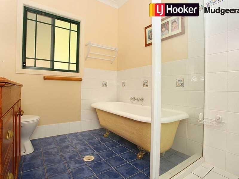 15-17 Honeysuckle Lane, Bonogin QLD 4213