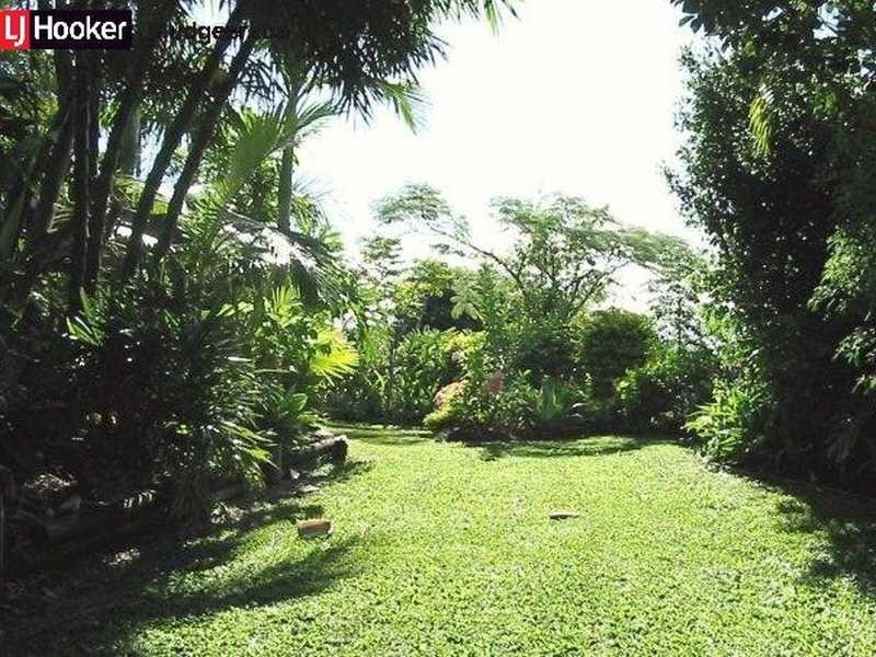 120 Strawberry Rd, Mudgeeraba QLD 4213