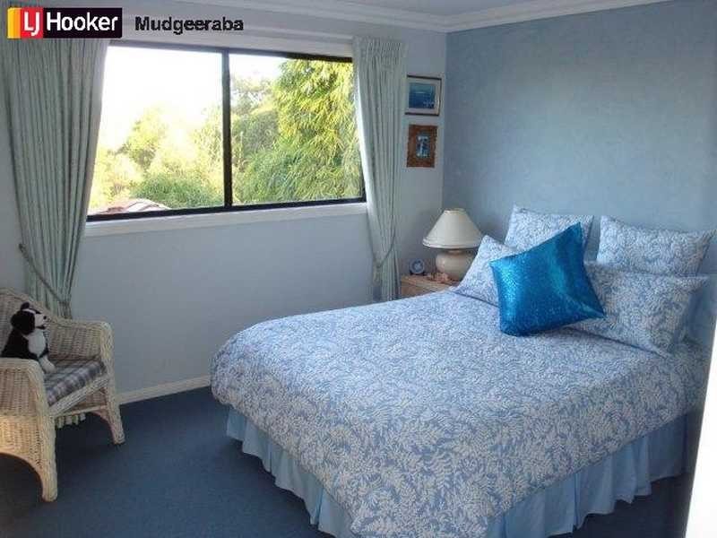 120 Strawberry Rd, Mudgeeraba QLD 4213