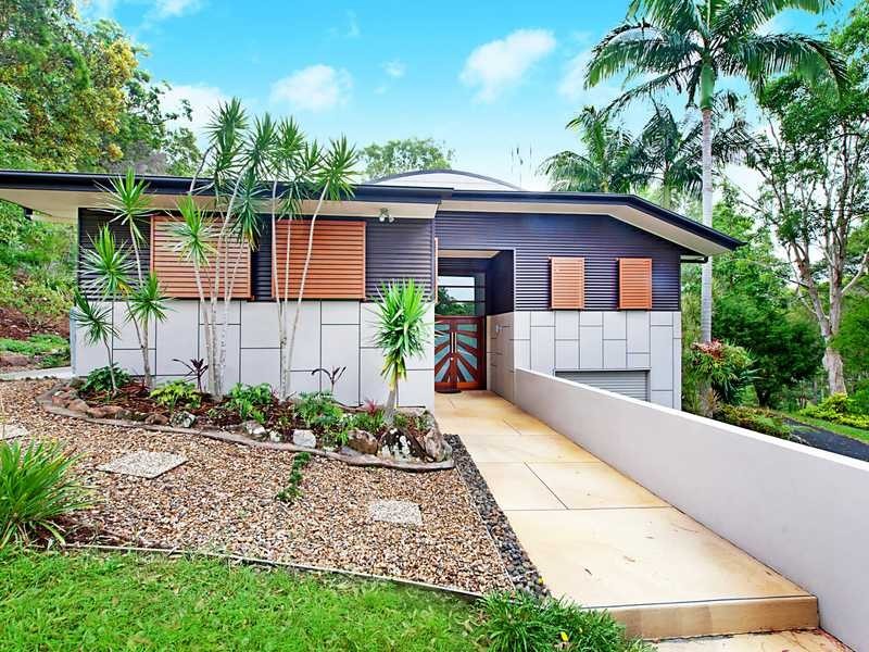 5 Windemere Drive, Bonogin QLD 4213