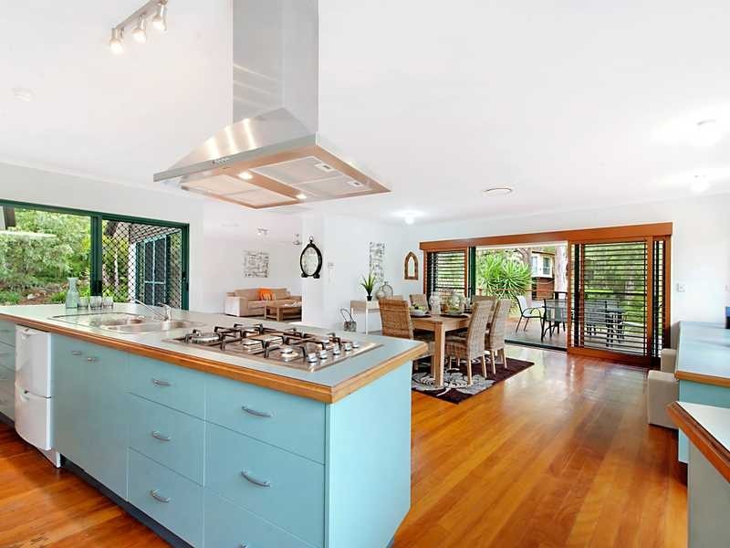 5 Windemere Drive, Bonogin QLD 4213