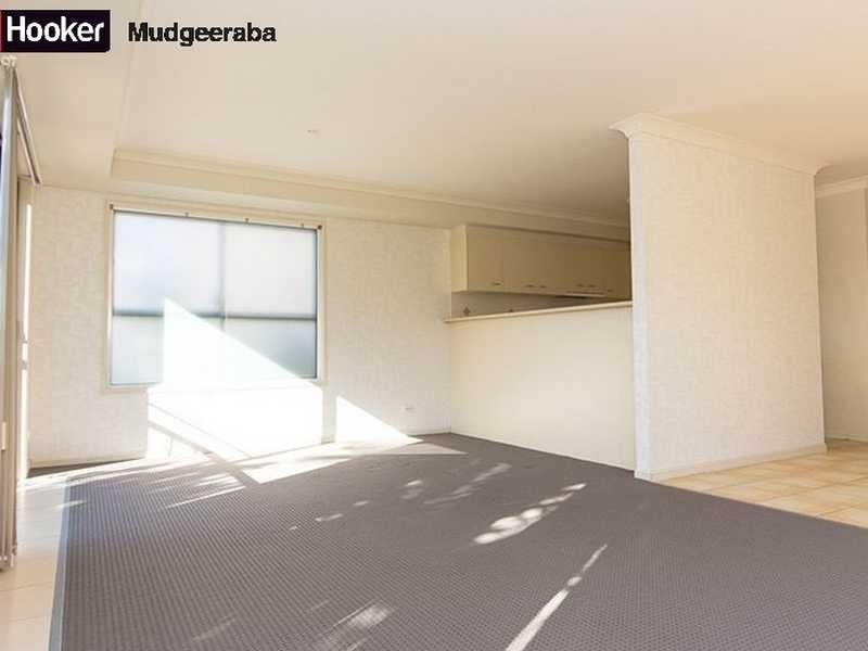 2/86 Kincaid Drive, Highland Park QLD 4211