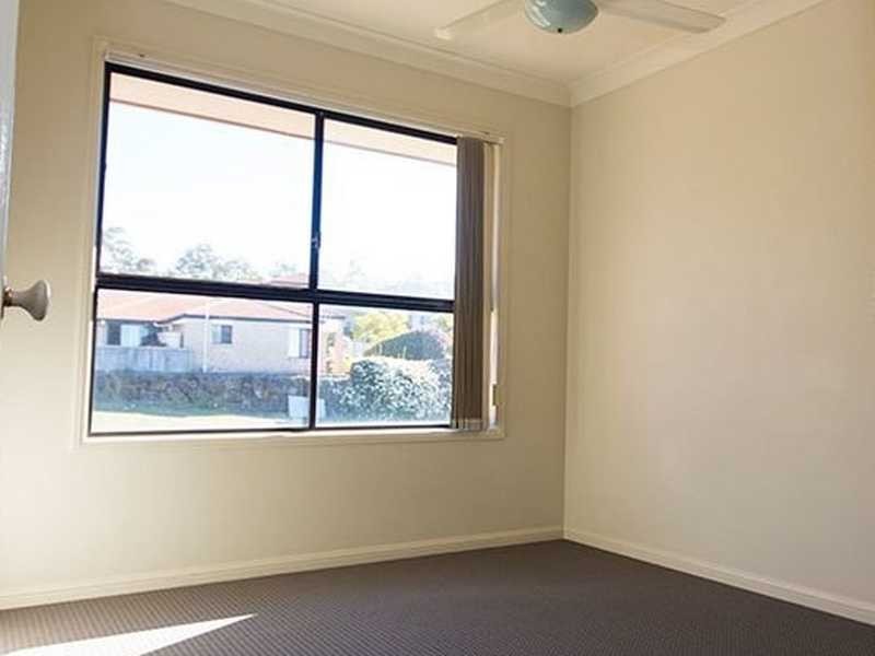 2/86 Kincaid Drive, Highland Park QLD 4211