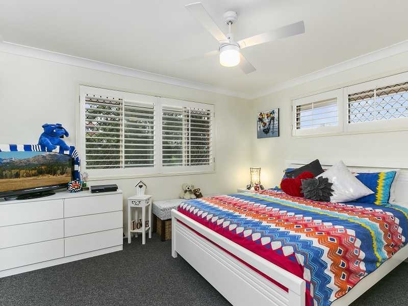 2/10 Snowgum Court, Burleigh Waters QLD 4220