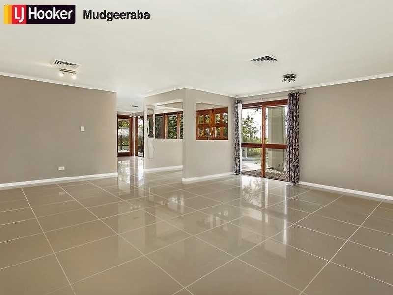 39 Strawberry Road, Mudgeeraba QLD 4213