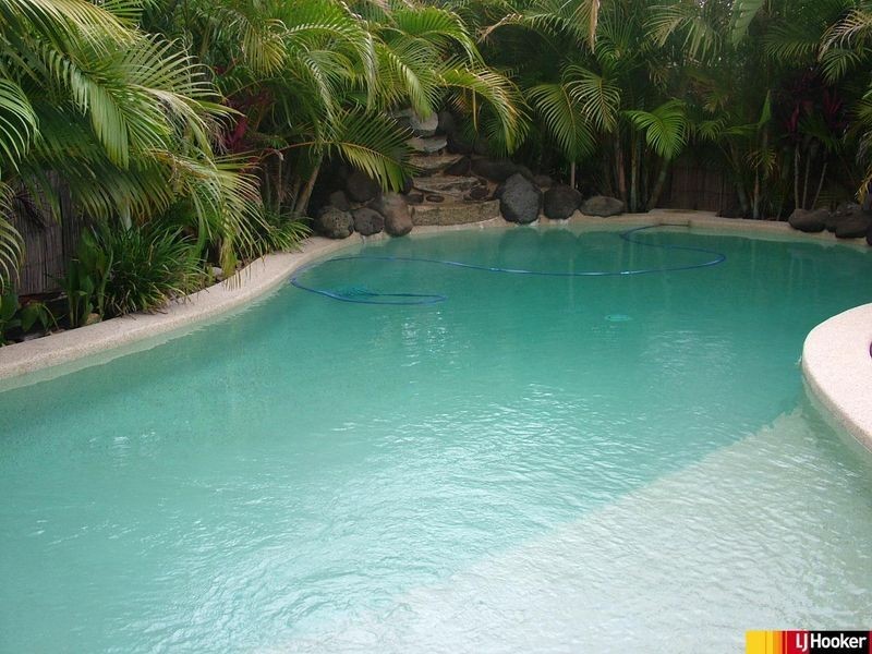 3 Brennan Close, Maudsland QLD 4210