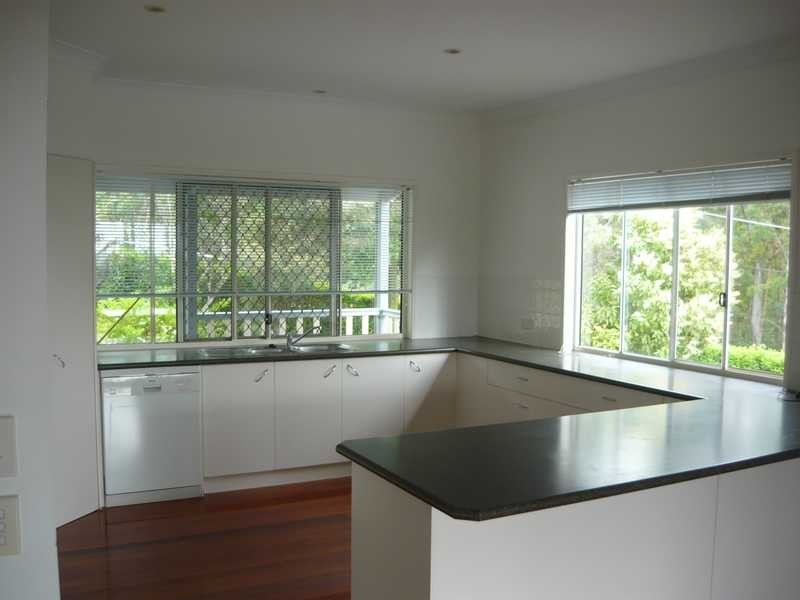 @ Glenrowan Drive, Tallai QLD 4213