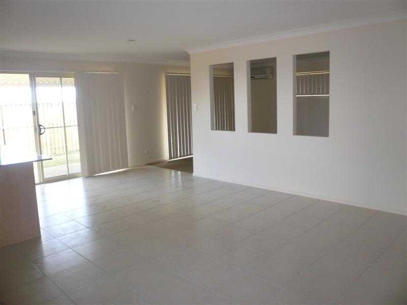 11 Amaray Drive, Upper Coomera QLD 4209