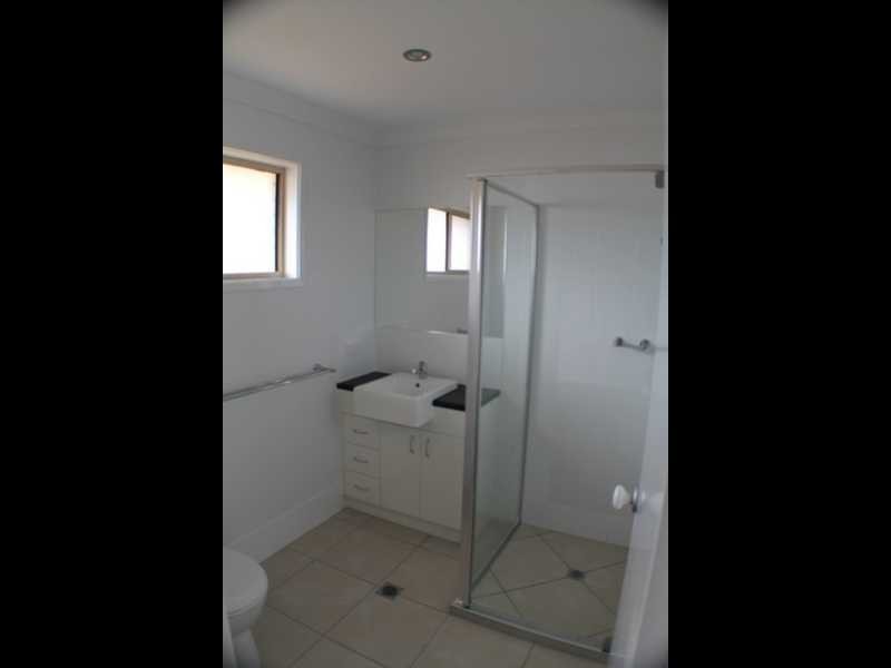 44 Kenneth Drive, Augustine Heights QLD 4300